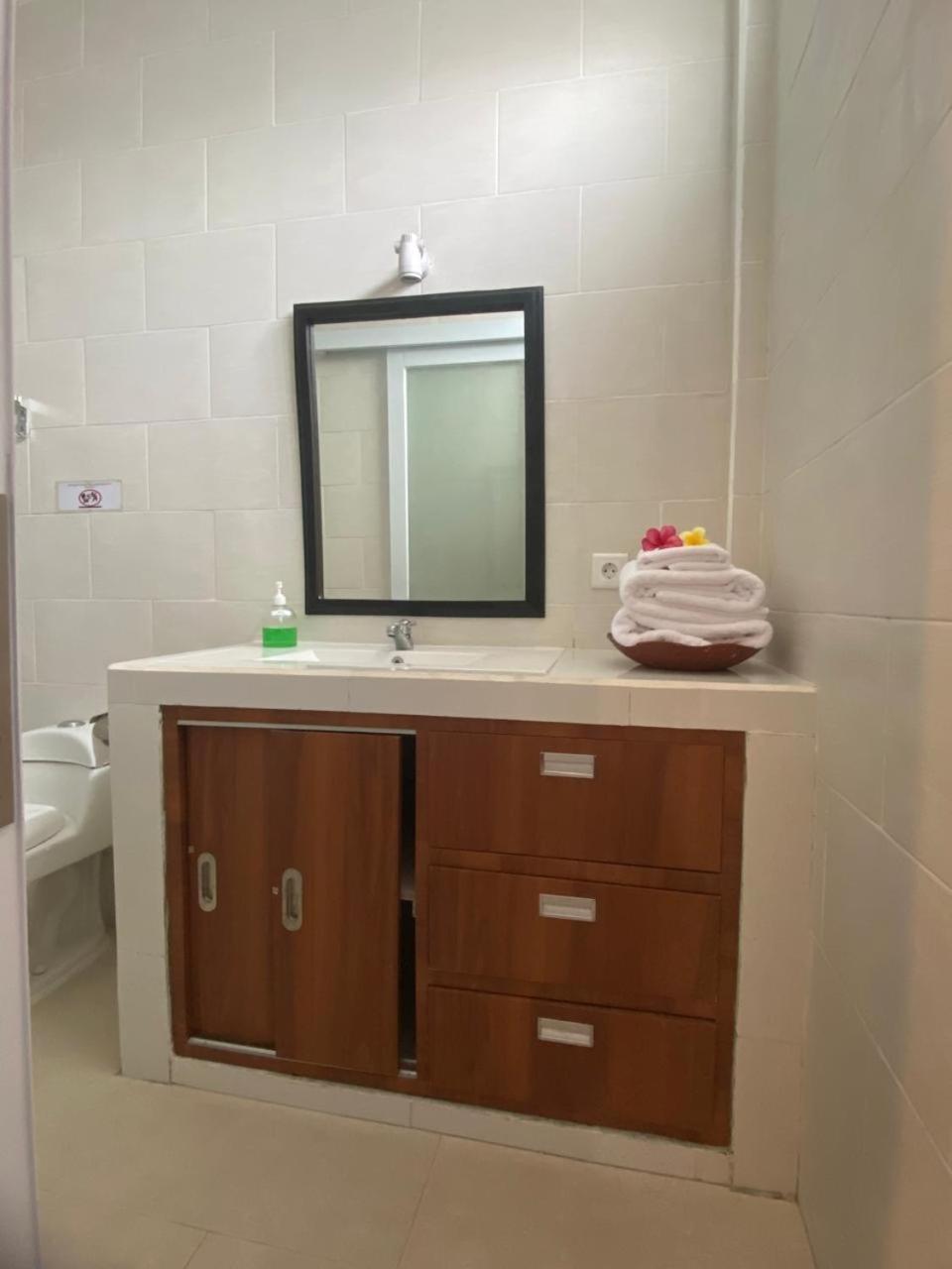 Manis Guest House Seminyak  Luaran gambar