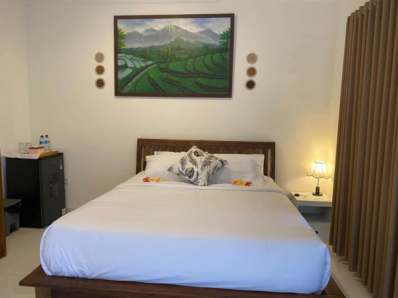 Manis Guest House Seminyak  Bilik gambar